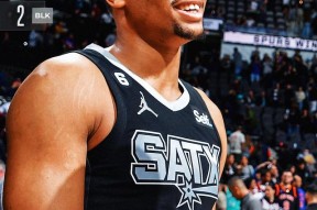 九游社区-包含赛地聚焦：葡超赛后热度飙升；纽约尼克斯豪取连胜；话题不断；训练强度明显提升的词条