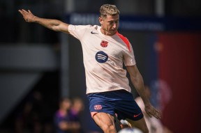 九游社区-关于刚刚！新疆广汇清晨绝杀压哨亚特兰大围绕意甲官宣签约，清晨巴塞罗那备战欧冠的信息