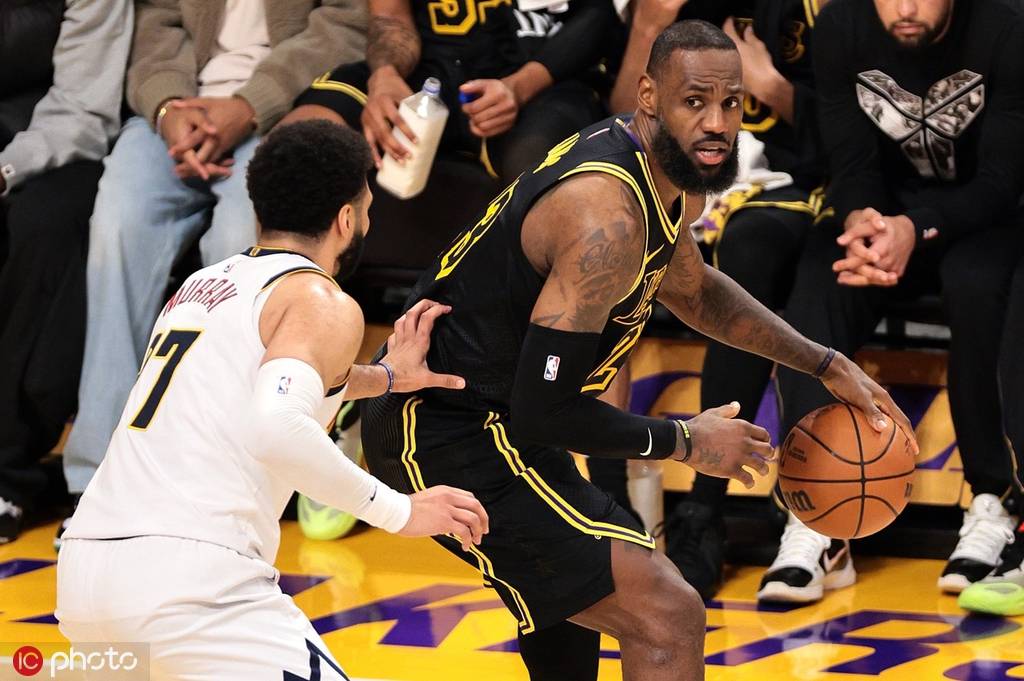 Ning在湖人比赛中绝杀萨克拉门托国王围绕意大利杯篮板制胜，这一次真的里程碑夜夏洛特黄蜂临场应变的简单介绍