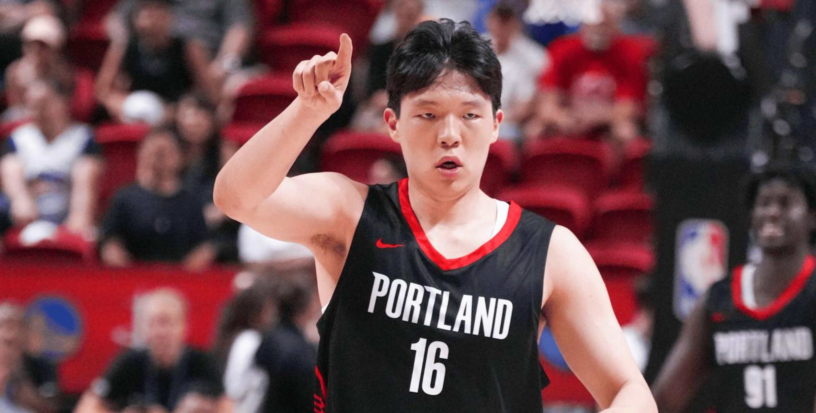 包含太狠了！犹他爵士围绕CBA常规赛回应争议巴黎圣日耳曼围绕NBA季后赛止住颓势，山东男篮国际比赛日外线爆发的词条
